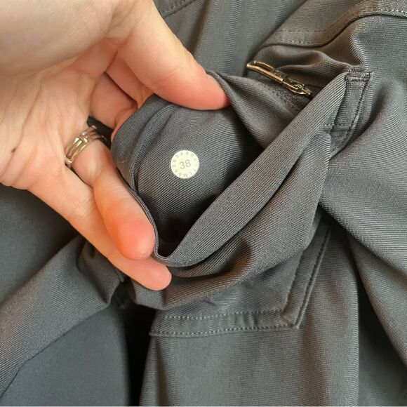 Lululemon ABC Pant Classic 
Obsidian - Picture 6 of 10